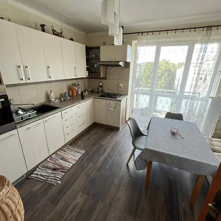 Utulny Blizko Centra Apartmán *