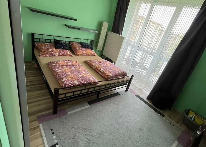 útulný Blízko Centra Apartamento